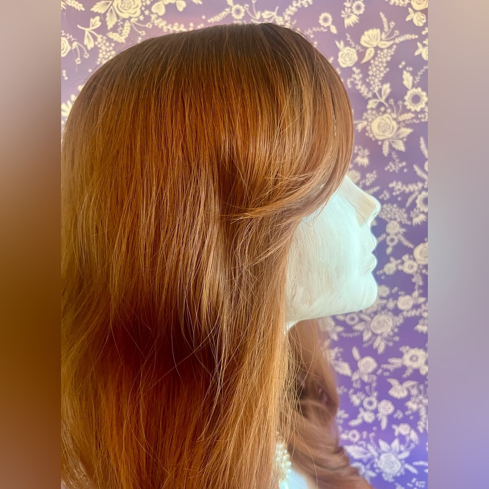 24” long synthetic wig - Picture 2 of 5
